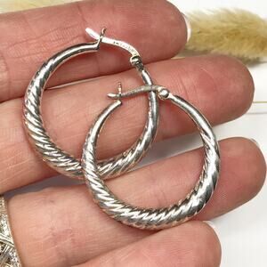 Vintage SU Signed 925 Sterling Silver 1.25in Ribbed Shrimp Hoop Puffy Earrings